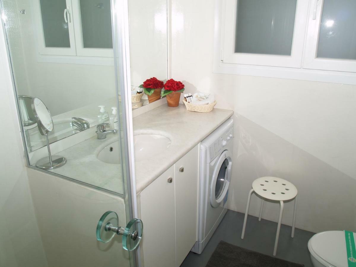 Newly Renovated Apt In Kolonaki Atenas Exterior foto